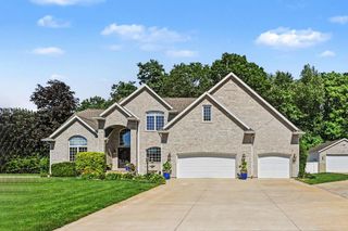68995 Eagle Cove Court, Ontwa Twp, MI 49112