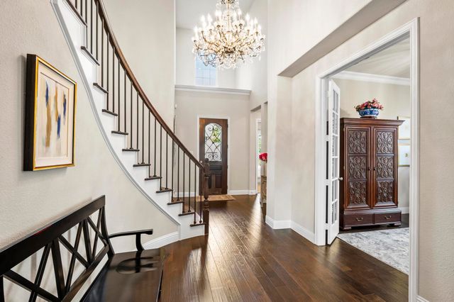 1136 Broadmoor Way, Roanoke, TX 76262