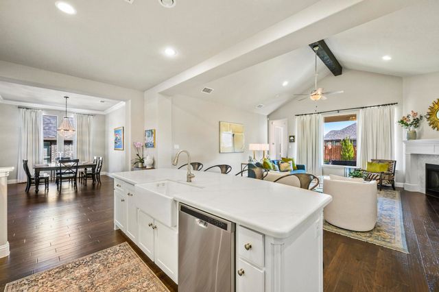 1136 Broadmoor Way, Roanoke, TX 76262