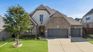 1136 Broadmoor Way, Roanoke, TX 76262