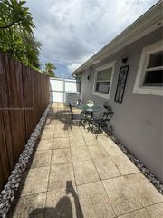 2231 N 66th Ave 2, Hollywood, FL 33024