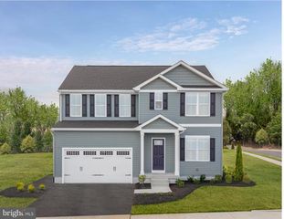 110 LIMESTONE DR, Dillsburg, PA 17019