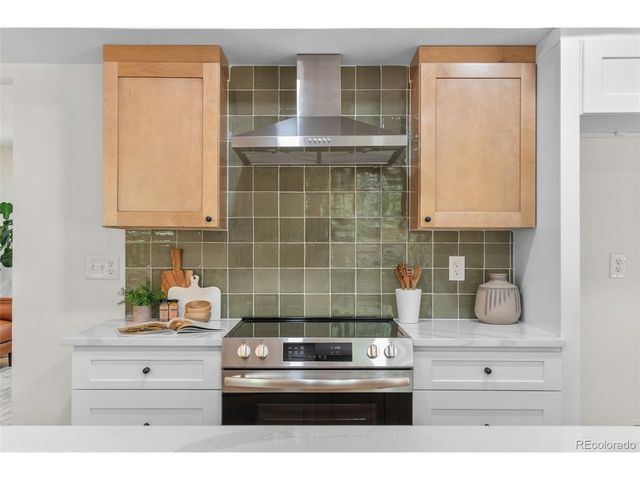 1208 Miramont Dr, Fort Collins, CO 80524