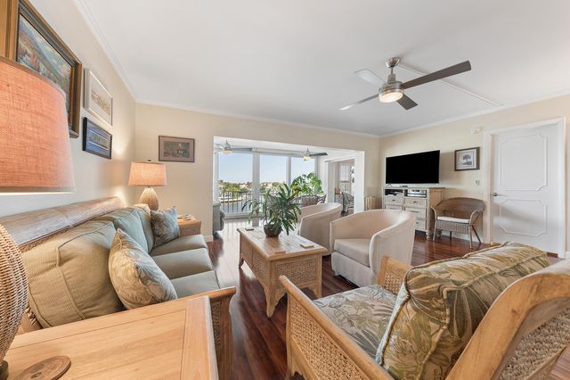 555 SE 6th Avenue 3d, Delray Beach, FL 33483