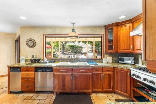 4786 Grove St, Sonoma, CA 95476