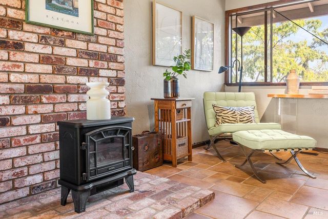 4786 Grove St, Sonoma, CA 95476