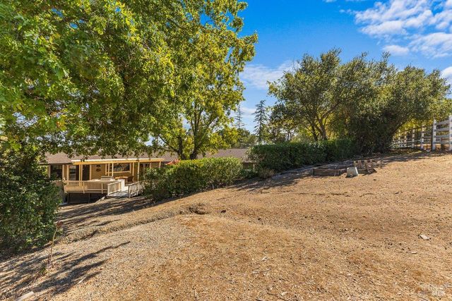 4786 Grove St, Sonoma, CA 95476