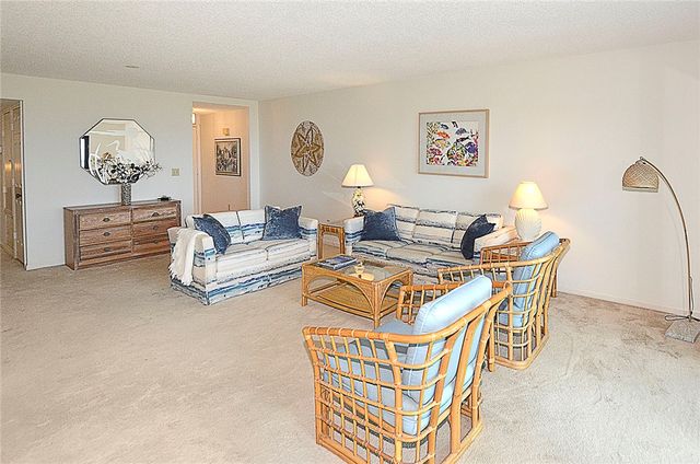 1616 Ocean Drive 305, Vero Beach, FL 32963