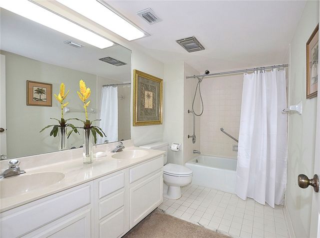 1616 Ocean Drive 305, Vero Beach, FL 32963