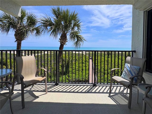 1616 Ocean Drive 305, Vero Beach, FL 32963