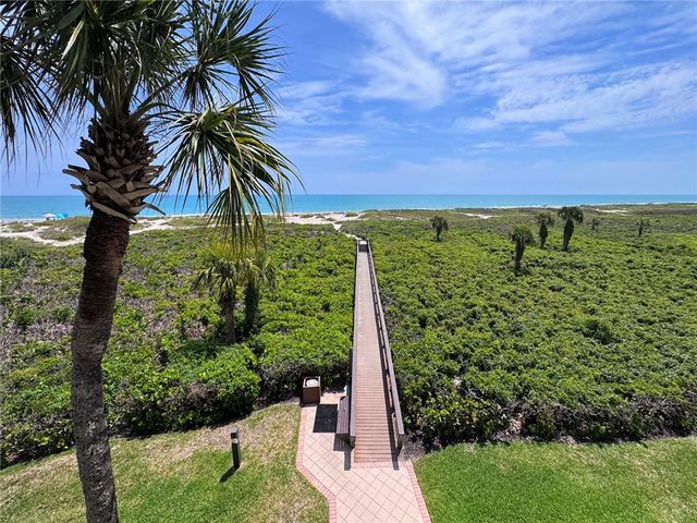 1616 Ocean Drive 305, Vero Beach, FL 32963