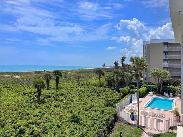 1616 Ocean Drive 305, Vero Beach, FL 32963