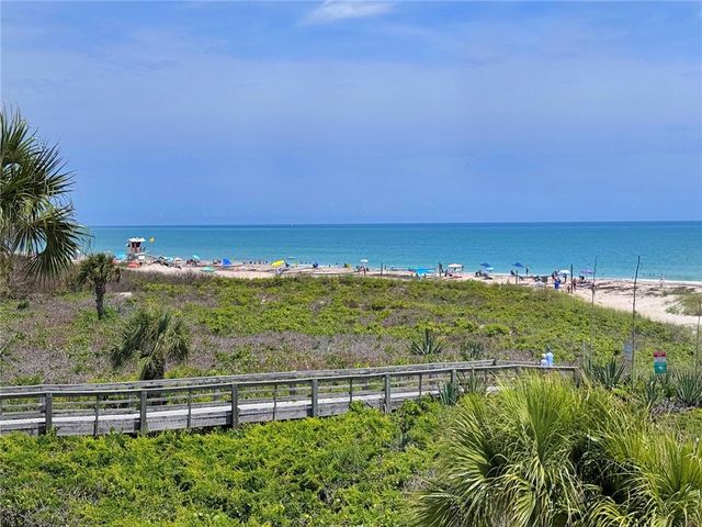 1616 Ocean Drive 305, Vero Beach, FL 32963