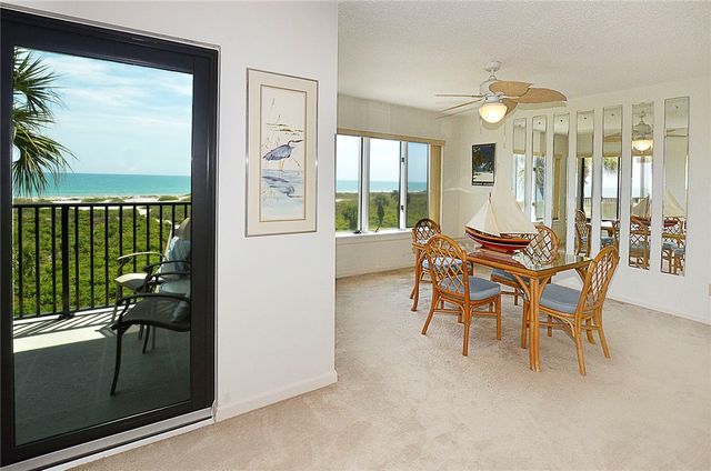 1616 Ocean Drive 305, Vero Beach, FL 32963