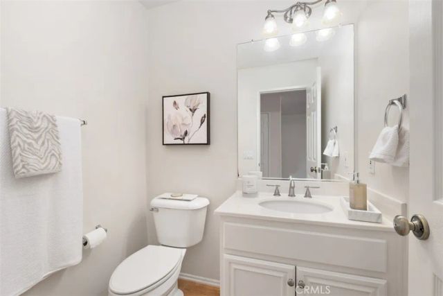 50 Linhaven, Irvine, CA 92602