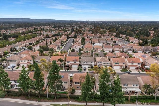 50 Linhaven, Irvine, CA 92602