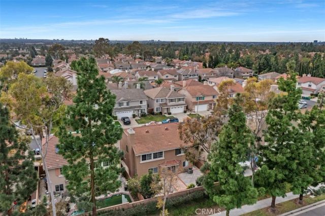 50 Linhaven, Irvine, CA 92602