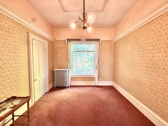 100 E Miller Avenue, Hinckley, IL 60520