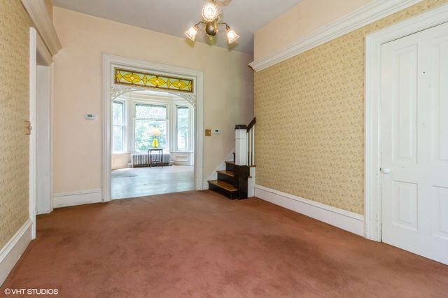 100 E Miller Avenue, Hinckley, IL 60520