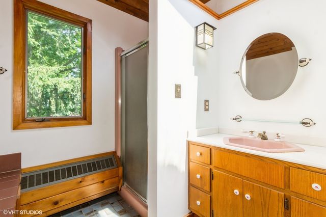 100 E Miller Avenue, Hinckley, IL 60520