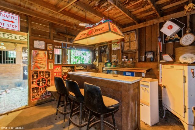 100 E Miller Avenue, Hinckley, IL 60520