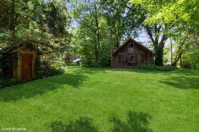 100 E Miller Avenue, Hinckley, IL 60520