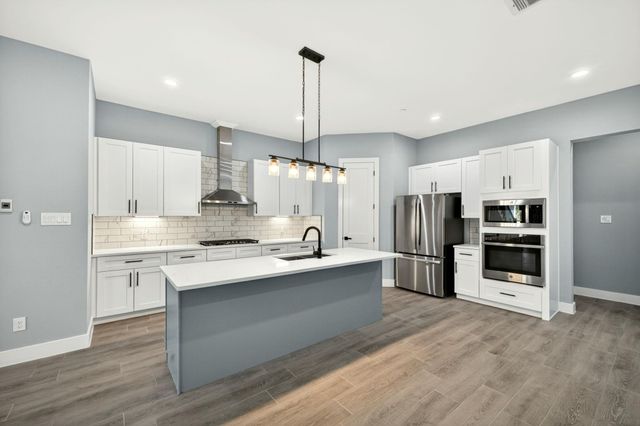4517 Larch Lane, Bellaire, TX 77401