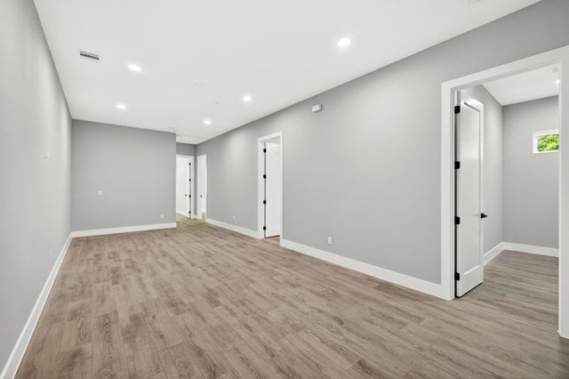 4517 Larch Lane, Bellaire, TX 77401