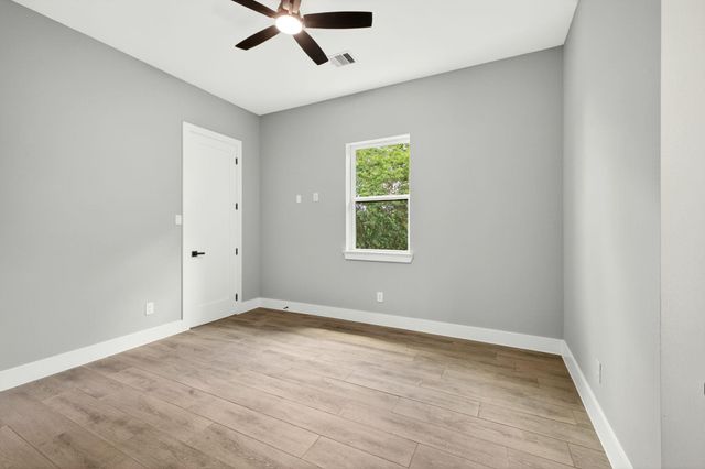4517 Larch Lane, Bellaire, TX 77401