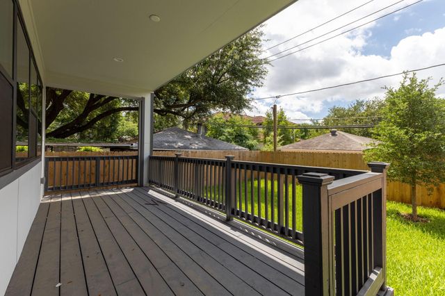 4517 Larch Lane, Bellaire, TX 77401