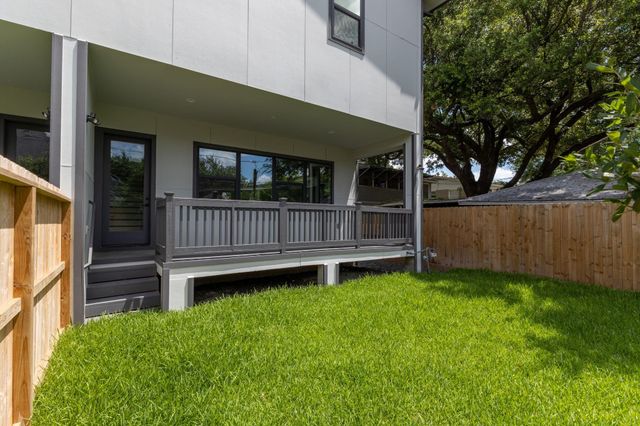 4517 Larch Lane, Bellaire, TX 77401