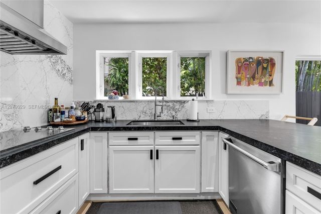 1826 Fairhaven Place, Miami, FL 33133