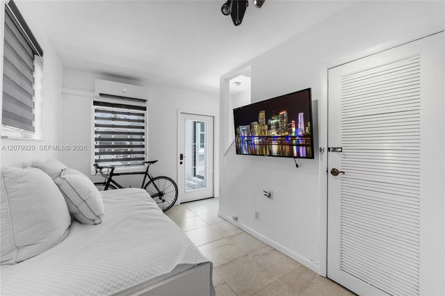 1826 Fairhaven Place, Miami, FL 33133