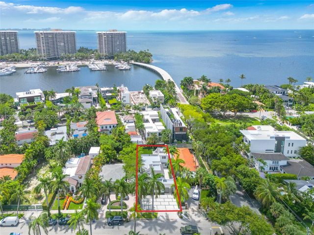 1826 Fairhaven Place, Miami, FL 33133