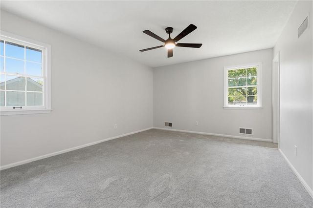 10200 Nall Avenue, Overland Park, KS 66207