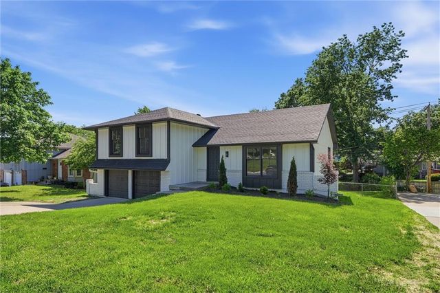 10200 Nall Avenue, Overland Park, KS 66207