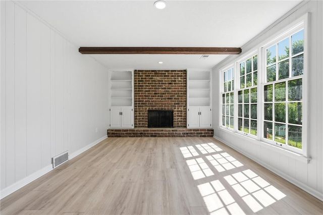 10200 Nall Avenue, Overland Park, KS 66207