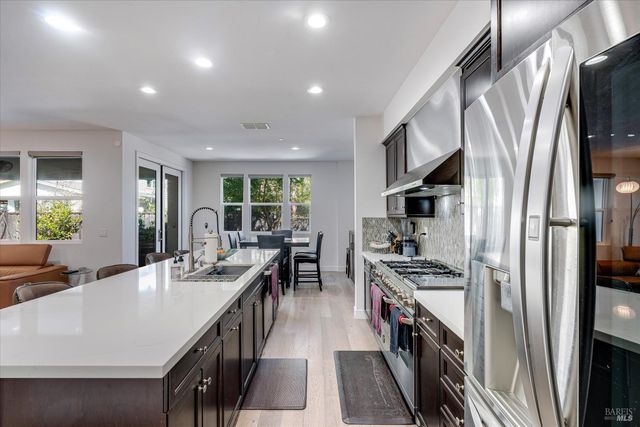 2521 Barley Ln, Santa Rosa, CA 95403