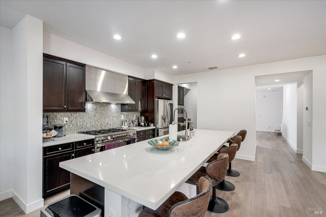 2521 Barley Ln, Santa Rosa, CA 95403