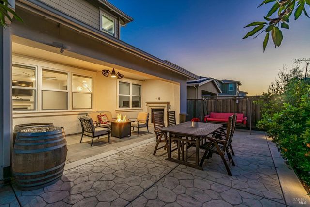 2521 Barley Ln, Santa Rosa, CA 95403