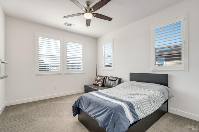 2521 Barley Ln, Santa Rosa, CA 95403