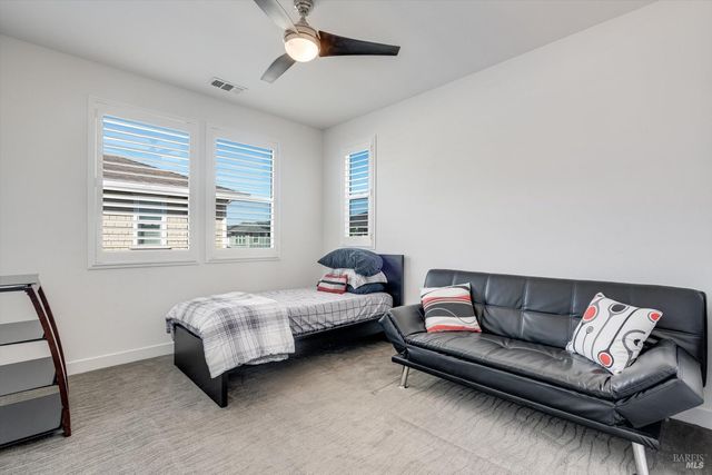 2521 Barley Ln, Santa Rosa, CA 95403