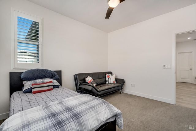 2521 Barley Ln, Santa Rosa, CA 95403