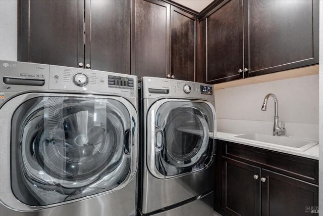 2521 Barley Ln, Santa Rosa, CA 95403