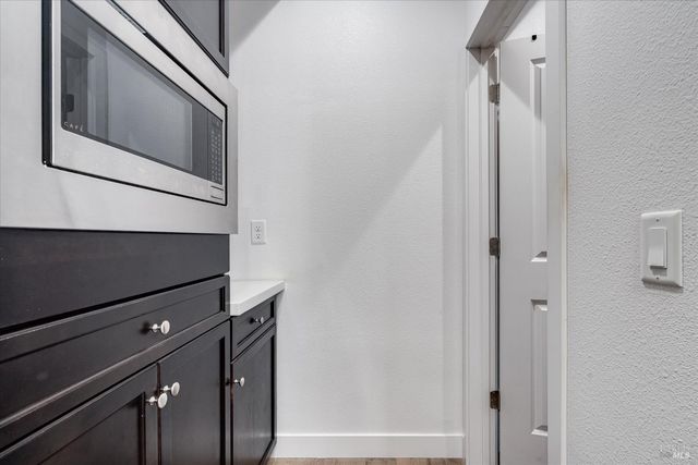 2521 Barley Ln, Santa Rosa, CA 95403