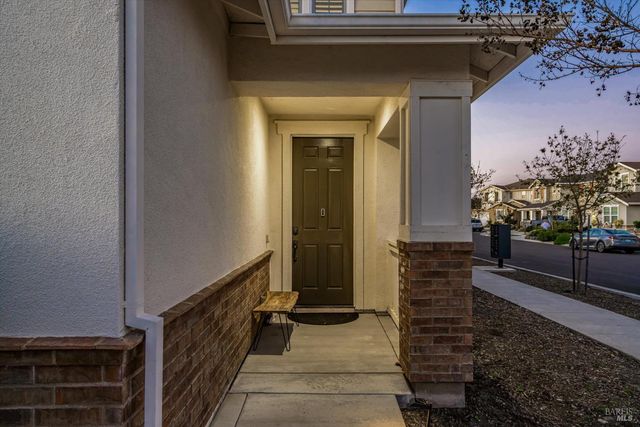 2521 Barley Ln, Santa Rosa, CA 95403