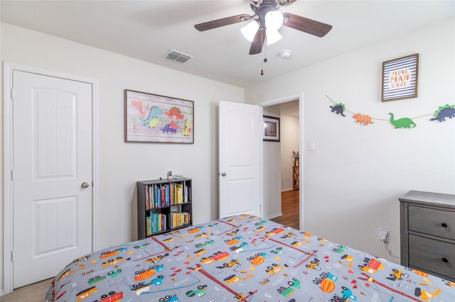 452 Falling Star Drive, Fort Worth, TX 76052