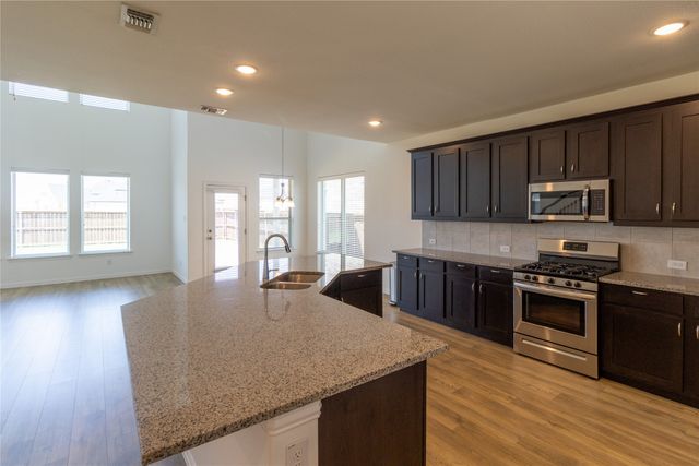 5613 Breezy Drive, Celina, TX 75009