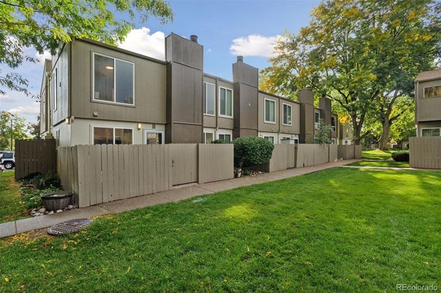 7373 W Florida Avenue H, Lakewood, CO 80232