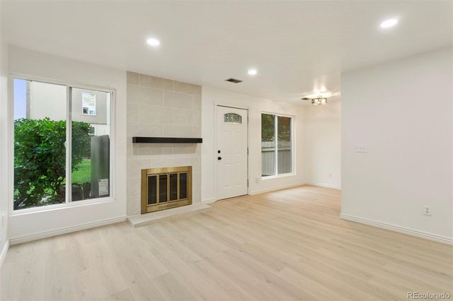 7373 W Florida Avenue H, Lakewood, CO 80232